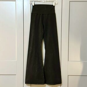 Offline by Aerie Cotton Hi Rise Black OG Original Flare Leggings Women’s Small